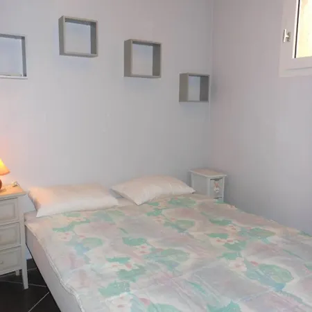 Lejlighed Appt 2 Pieces 27m2 + Terrasse 22m2 Ref 4015 Le Castellas
